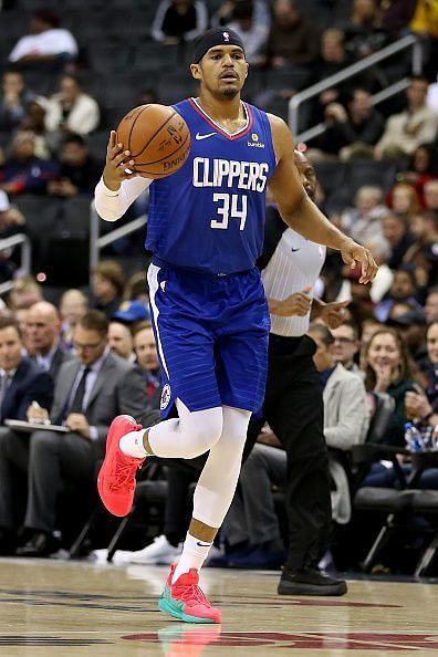 Harris is the Clippers' shining light